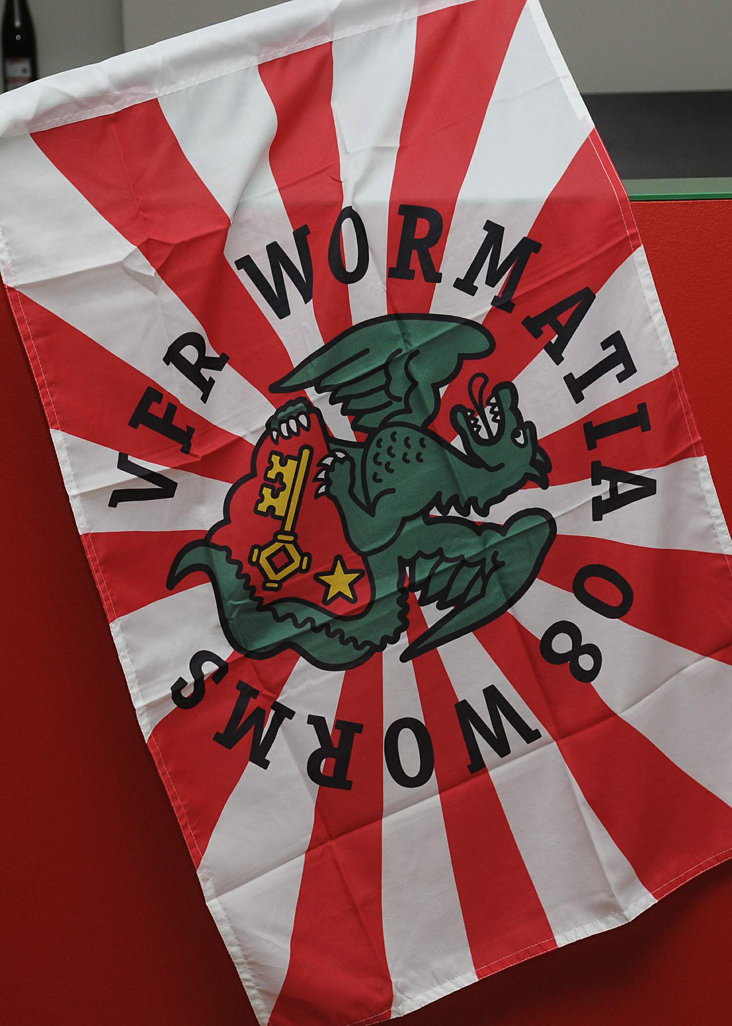 Fanion Vintage Wormatia 08 Worms, Allemagne - Ancien Pennant